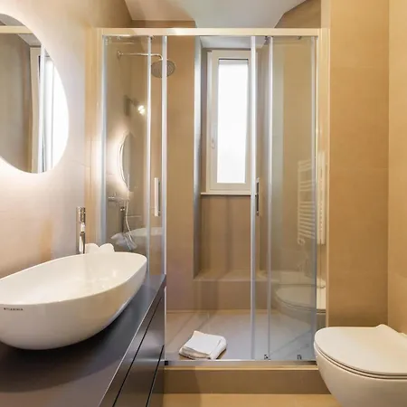 Elegant Haven Re Di By Hostand Apartment